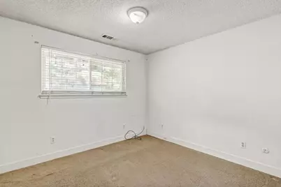 564 Lindsay Avenue, Sacramento, CA 95838 - Photo 13