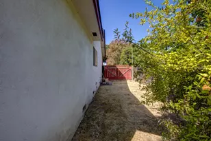 3324 Colonial Dr, Modesto, CA 95350 - Photo 39