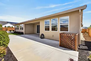 124 Basile Ct, Lincoln, CA 95648 - Photo 17