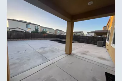 10504 Waltz Way, Elk Grove, CA 95757 - Photo 13