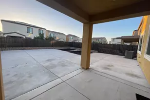 10504 Waltz Wy, Elk Grove, CA 95757 - Photo 13