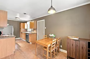 8880 Leue Ave, Orangevale, CA 95662 - Photo 13