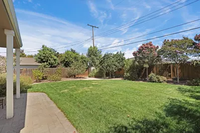 150 S Corinth Avenue, Lodi, CA 95242 - Photo 35