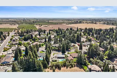 10117 Del Almendra Drive, Oakdale, CA 95361 - Photo 65