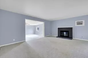 1270 Ronald Way, Yuba City, CA 95991 - Photo 3