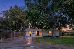 1270 Ronald Way, Yuba City, CA 95991 - Photo 1