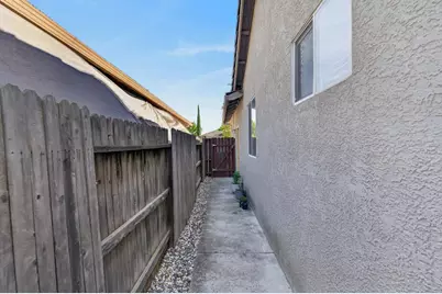 7912 Kelvedon Way, Sacramento, CA 95829 - Photo 43
