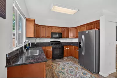 7912 Kelvedon Way, Sacramento, CA 95829 - Photo 13