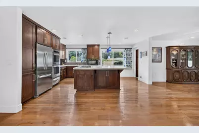 211 Callnon Court, Sacramento, CA 95864 - Photo 17