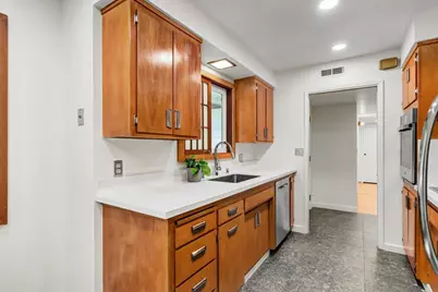 5615 Surf Way, Sacramento, CA 95822 - Photo 25