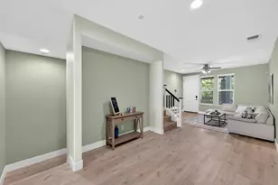 413 17th St, Sacramento, CA 95811 - Photo 11