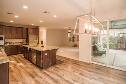 9924 Sintra Way, Elk Grove, CA 95757 - Photo 33