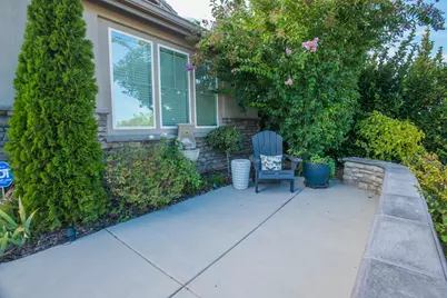 9924 Sintra Way, Elk Grove, CA 95757 - Photo 7