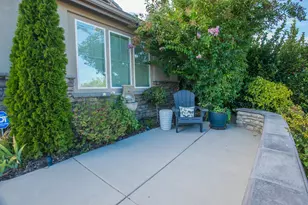 9924 Sintra Way, Elk Grove, CA 95757 - Photo 7
