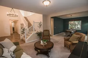 9924 Sintra Way, Elk Grove, CA 95757 - Photo 19