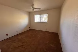 7064 Gloria Dr, Sacramento, CA 95831 - Photo 21