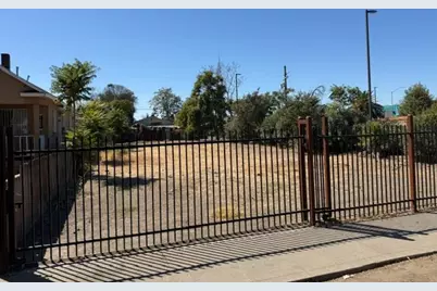 1425 S California Street, Stockton, CA 95206 - Photo 1