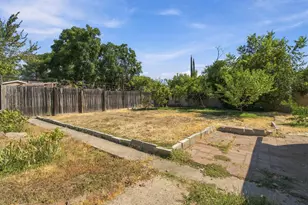 2590 Grove Ave, Sacramento, CA 95815 - Photo 37