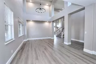 451 Hawkcrest Cir, Sacramento, CA 95835 - Photo 11