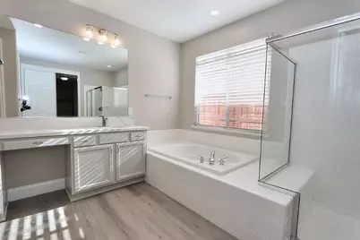 451 Hawkcrest Circle, Sacramento, CA 95835 - Photo 35