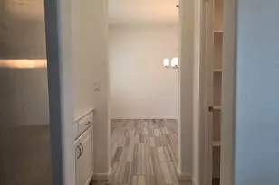 8747 Esperia Wy, Sacramento, CA 95828 - Photo 15