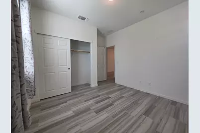 8747 Esperia Way, Sacramento, CA 95828 - Photo 7