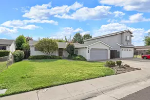 9317 Mark St, Elk Grove, CA 95624 - Photo 3