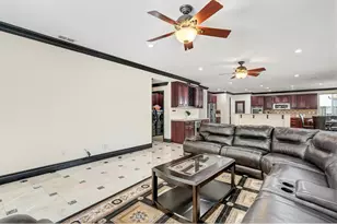 9321 Trebbiano Cir, Elk Grove, CA 95624 - Photo 15