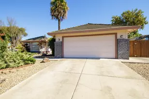327 Shelduck Ln, Galt, CA 95632 - Photo 3