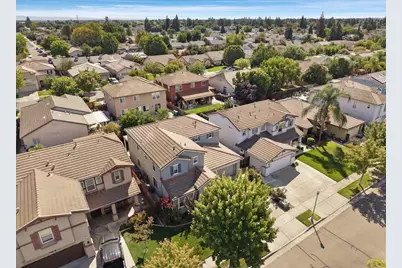 1526 Blackbird Place, Lodi, CA 95240 - Photo 47