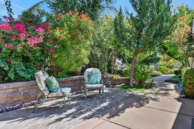 9845 Brierton Court, Elk Grove, CA 95757 - Photo 13