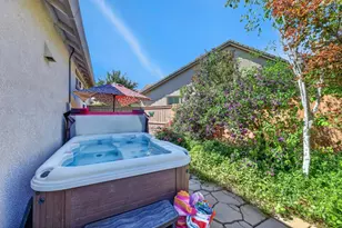 9845 Brierton Ct, Elk Grove, CA 95757 - Photo 17