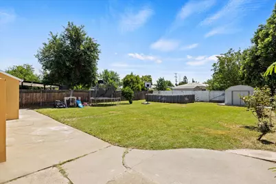 916 Jewell Avenue, Yuba City, CA 95991 - Photo 29