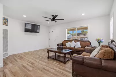 916 Jewell Avenue, Yuba City, CA 95991 - Photo 9