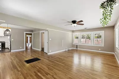 2165 Fairfield Street, Sacramento, CA 95815 - Photo 11
