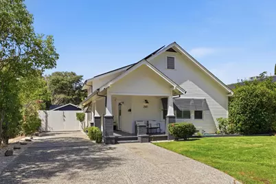 2165 Fairfield Street, Sacramento, CA 95815 - Photo 3