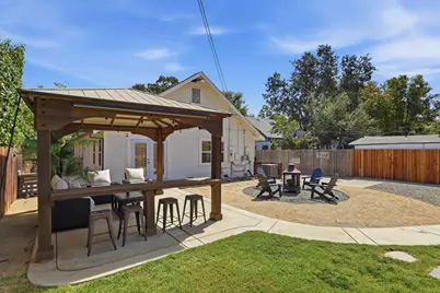 2165 Fairfield Street, Sacramento, CA 95815 - Photo 33