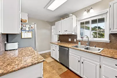 920 W Tokay Street, Lodi, CA 95240 - Photo 17