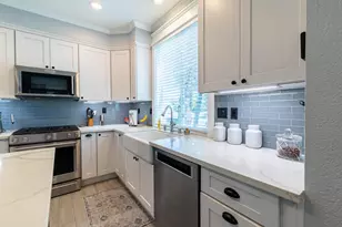 3749 Grand Point Ln, Elk Grove, CA 95758 - Photo 15