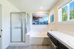 3749 Grand Point Ln, Elk Grove, CA 95758 - Photo 39