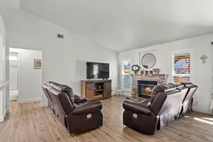 13132 Heather Dr, Waterford, CA 95386 - Photo 9