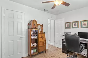 13132 Heather Dr, Waterford, CA 95386 - Photo 19