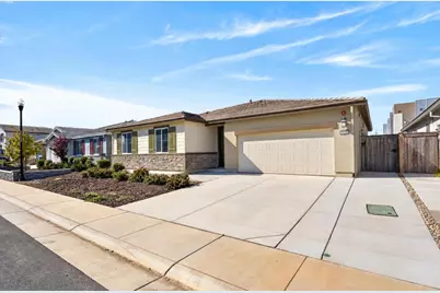 10186 Pagoda Court, Elk Grove, CA 95757 - Photo 3