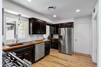 2340 24th Avenue, Sacramento, CA 95822 - Photo 17