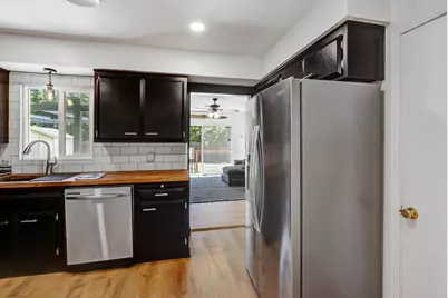 2340 24th Avenue, Sacramento, CA 95822 - Photo 19