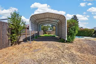 2307 Blue Tees Dr, Stockton, CA 95206 - Photo 31