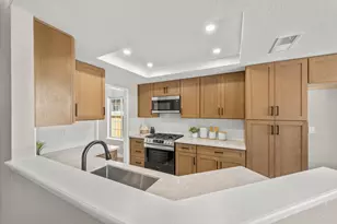 8159 Derbyshire Cir, Sacramento, CA 95828 - Photo 25
