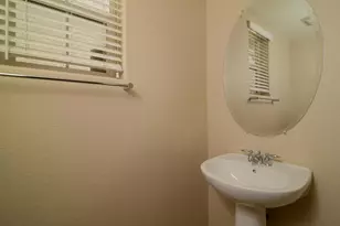 8478 Oliva Rd, Roseville, CA 95678 - Photo 11
