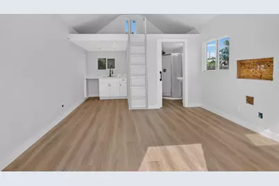 2145 Perkins Way, Sacramento, CA 95818 - Photo 29