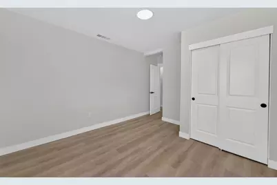 2145 Perkins Way, Sacramento, CA 95818 - Photo 17